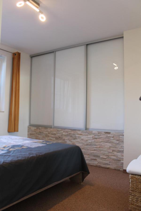 Au Lit De L'Ambleve Apartment มัลเมอดี ภายนอก รูปภาพ